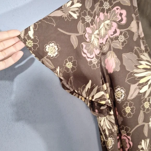 Floral brown dress - Picture 3 of 8